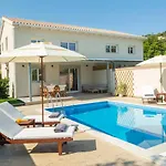Grappolo Lefkada - Vertzami Just 2 Km From Lefkada Town Villa *