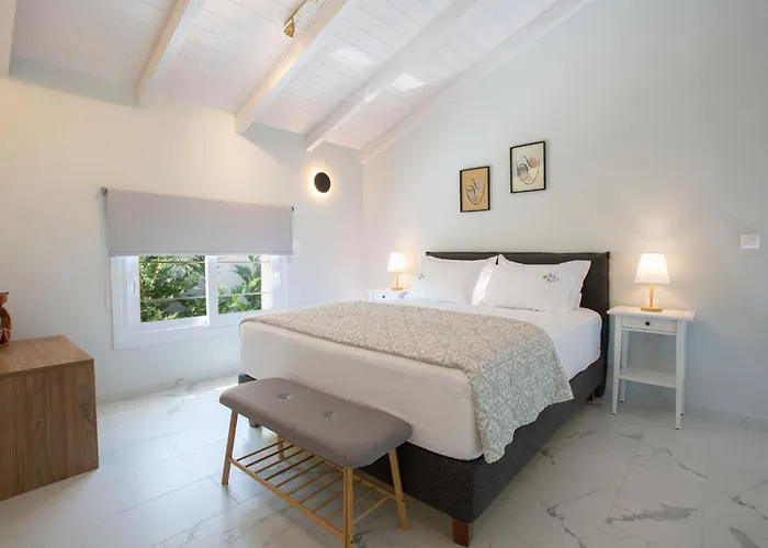 Grappolo Lefkada - Vertzami Just 2 Km From Lefkada Town *